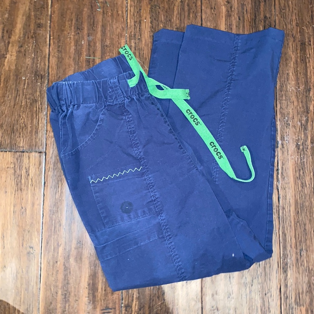 Crocs scub pants